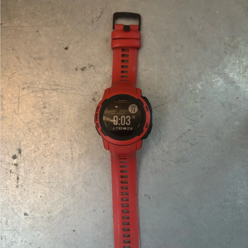 garmin Orange and Black Outdoor GPS Sports Watch - Picture 2 of 5